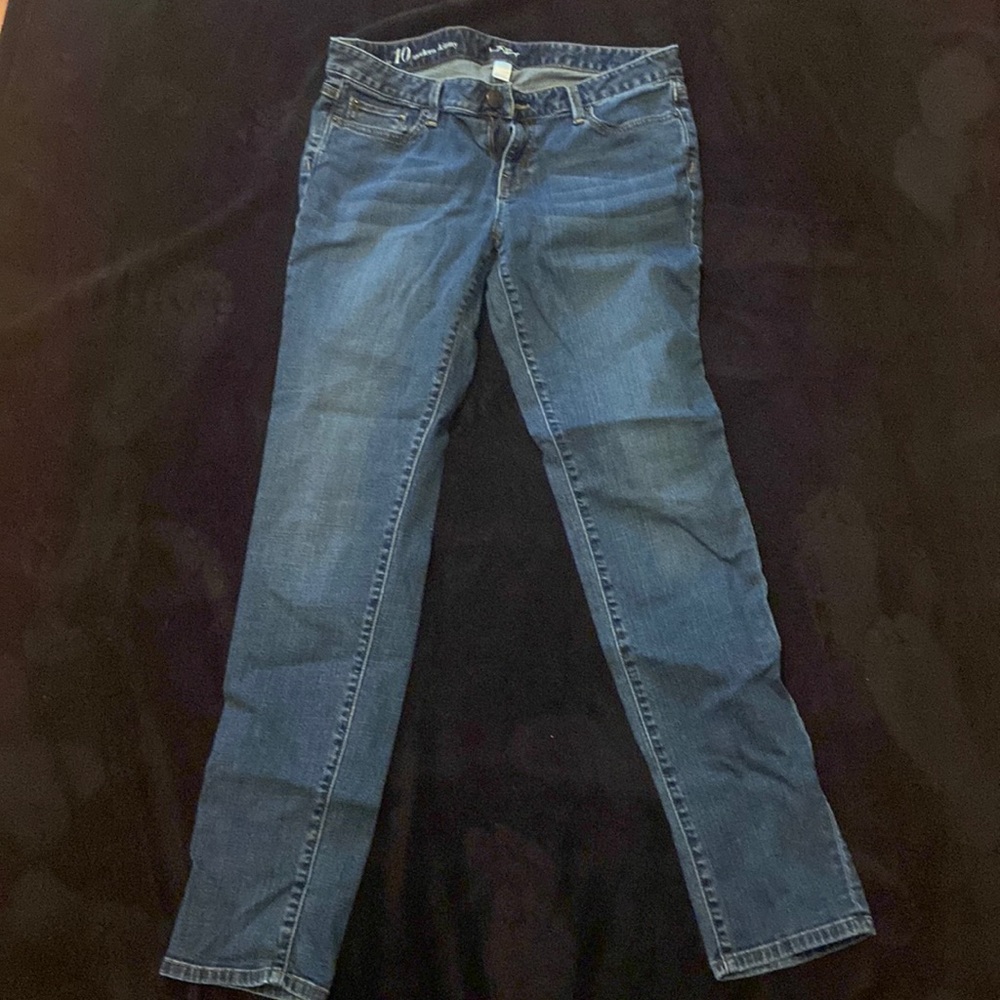 Jeans. Ann Taylor LOFT. Size 10 Modern Skinny.